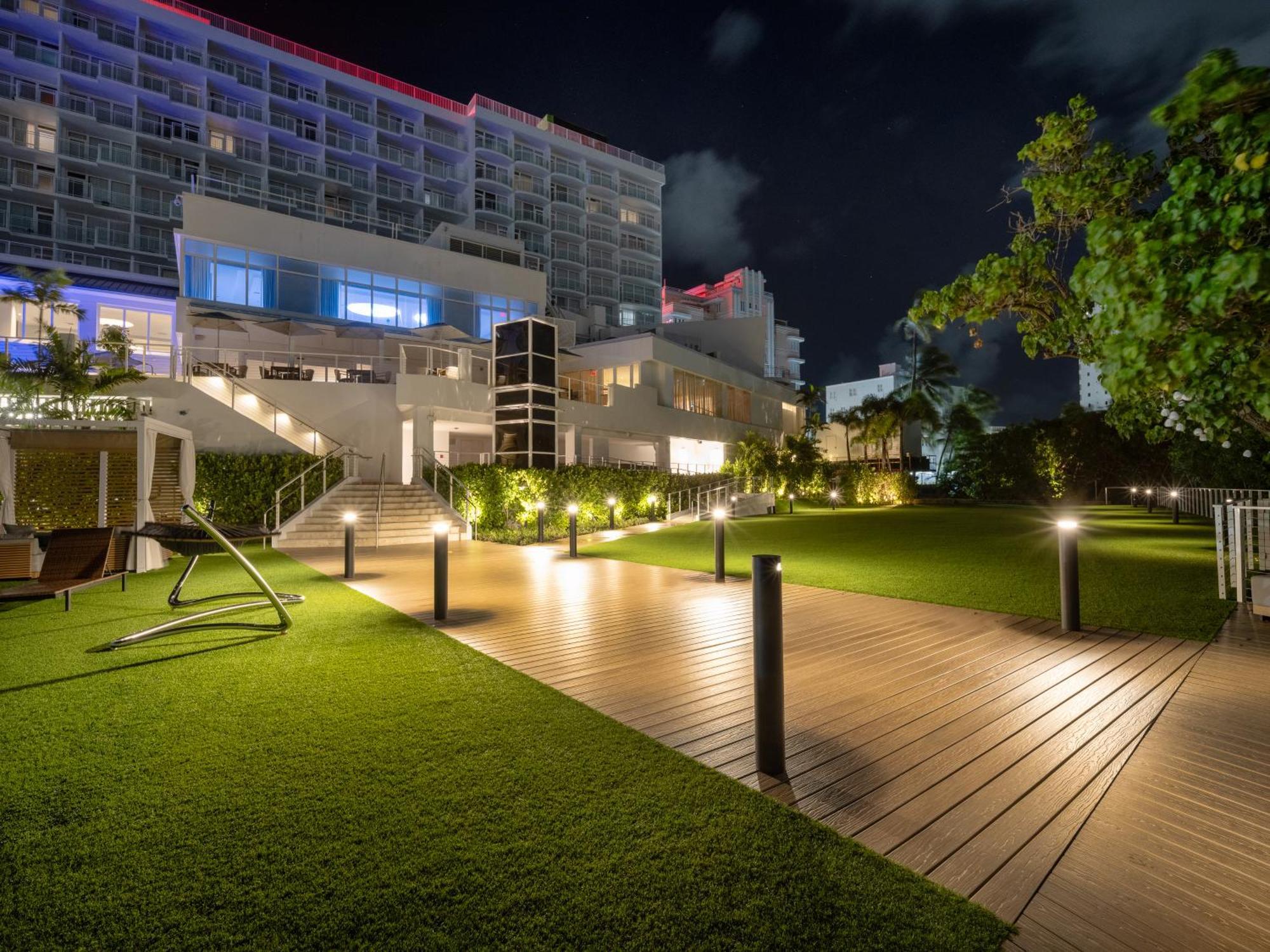 Hilton Garden Inn San Juan Condado Extérieur photo